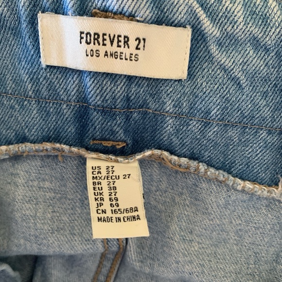 Forever 21 Light Blue Straight-Leg  button front Jeans with Self-Tie Belt - Picture 4 of 4